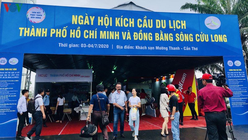 khai mac ngay hoi kich cau du lich thanh pho ho chi minh va dbscl hinh 1
