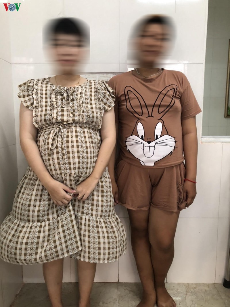 phat hien 2 phu nu mang thai dinh xuat canh trai phep hinh 1