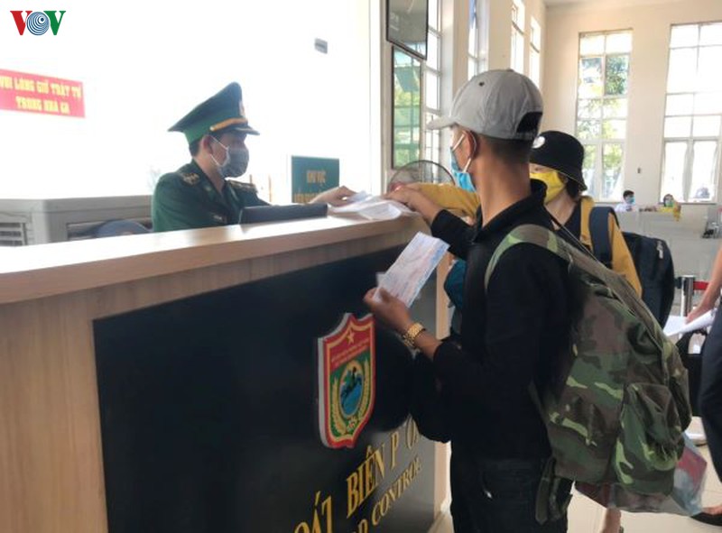 quang ngai dua 2.200 khach du lich roi dao ly son hinh 2