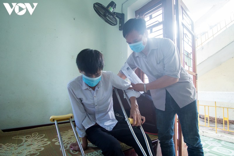 quang ninh: si tu dan toc thieu so an nghi tap trung thi tot nghiep thpt hinh 4