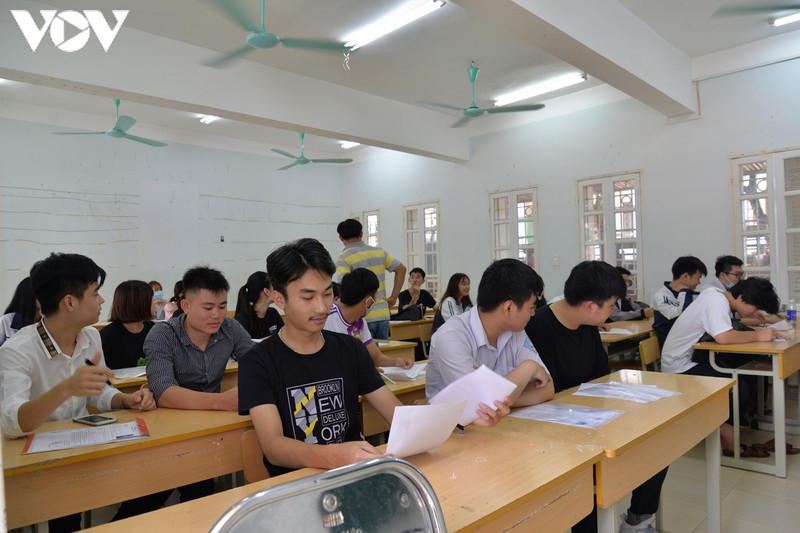 cac diem thi dam bao chong dich, thi sinh tu tin thi tot nghiep hinh 2