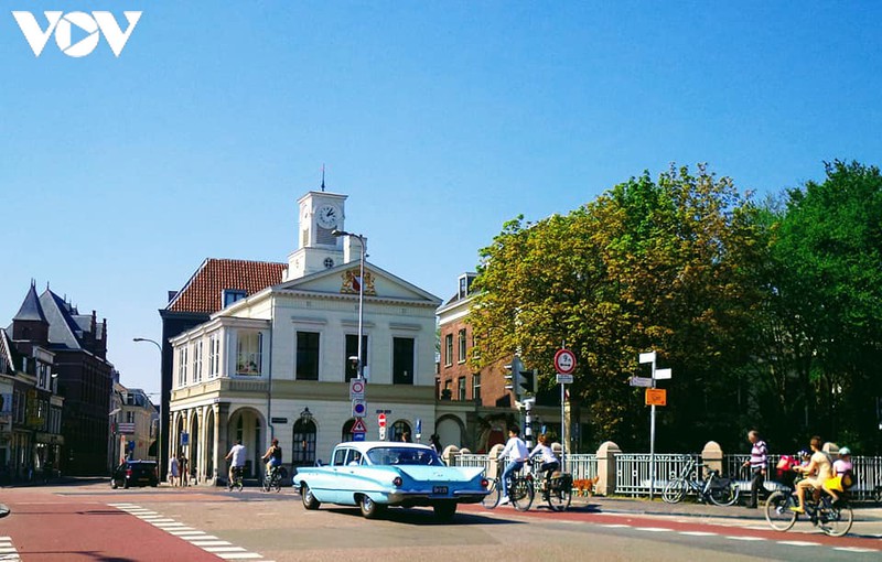 tan huong ve dep co kinh, tho mong o utrecht (ha lan) hinh 6