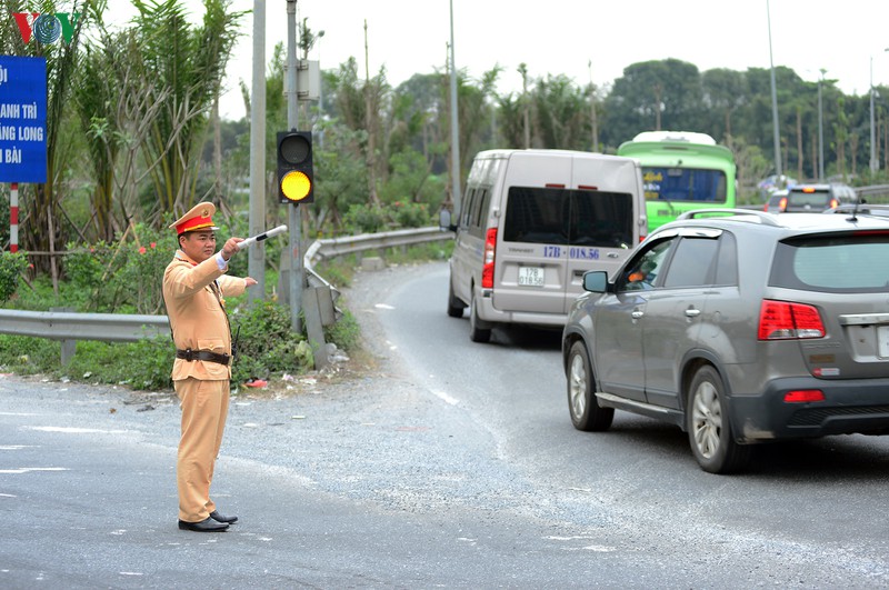 bien nguoi un un do ve thu do nhung pho phuong khong tac nghen hinh 8