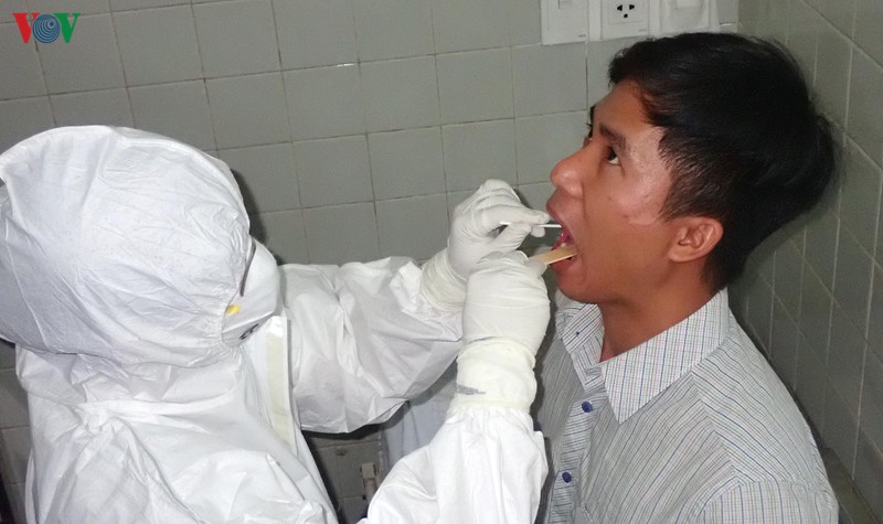 tphcm dien tap tinh huong khan cap tiep nhan benh nhan nhiem ncov hinh 2