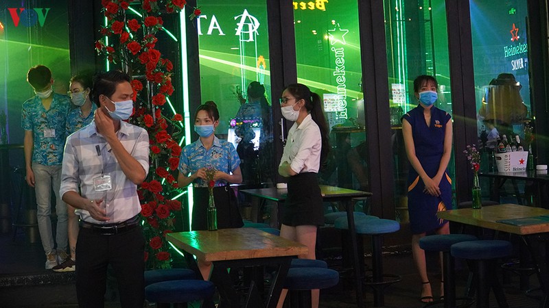 pho "tay" bui vien van nao nhiet ve dem hinh 15