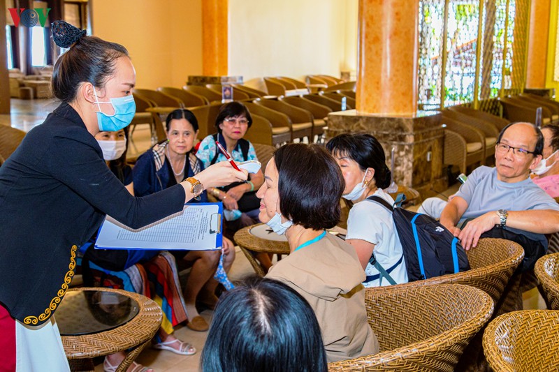 du lich khanh hoa nhieu bien phap ung pho voi covid- 19 hinh 2