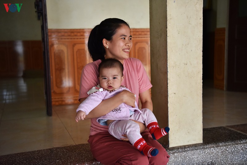 truoc gio go bo cach ly do dich covid-19: nguoi dan son loi lo ben ngoai khong an toan  hinh 5