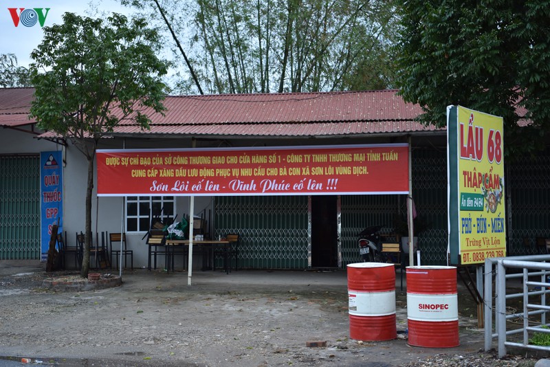 cuoc song nguoi dan son loi truoc gio go bo cach ly do dich covid-19 hinh 9