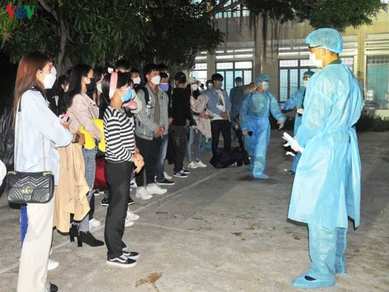 khanh hoa tiep tuc giam sat chat che nguoi den tu cac vung dich hinh 2