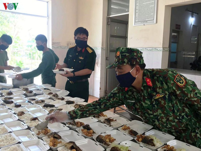 khanh hoa tiep tuc giam sat chat che nguoi den tu cac vung dich hinh 3