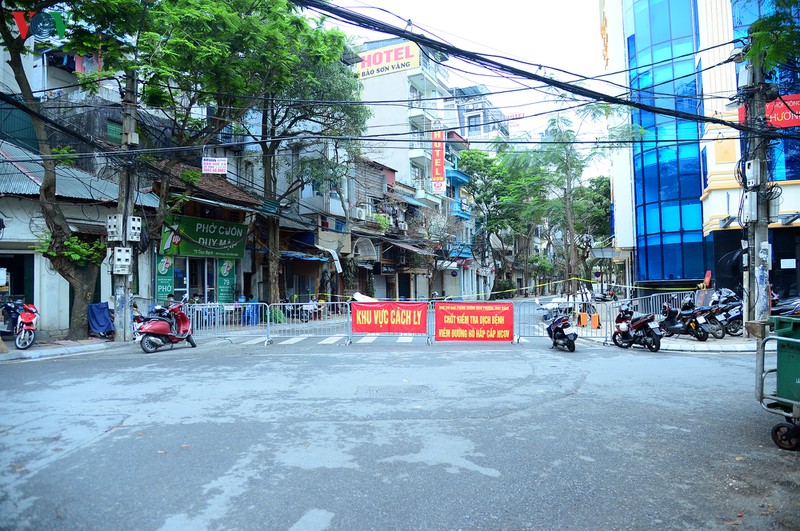 pho phuong ha noi vang ve trong nhung ngay chong dich covid-19 hinh 12