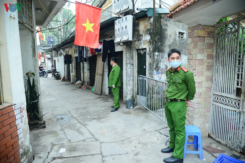 cach ly khu vuc nha nu tiep vien hang khong duong tinh lan 1 voi sars-cov-2 hinh 5