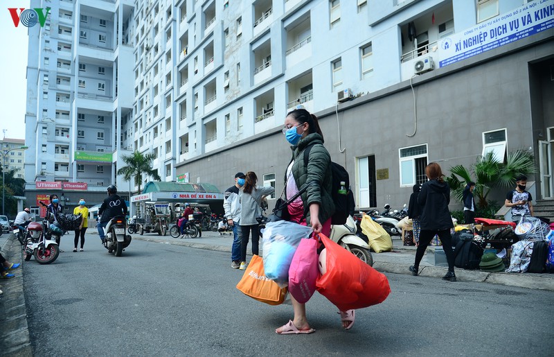 hang nghin sinh vien ha noi chuyen cho, nhuong ky tuc xa lam khu cach ly  hinh 13