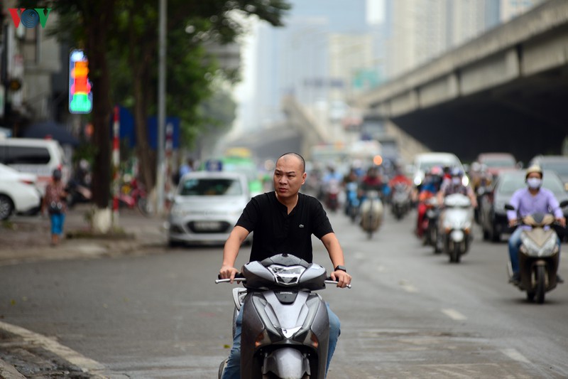 ha noi xu ly nhieu nguoi co tinh khong deo khau trang noi cong cong hinh 10
