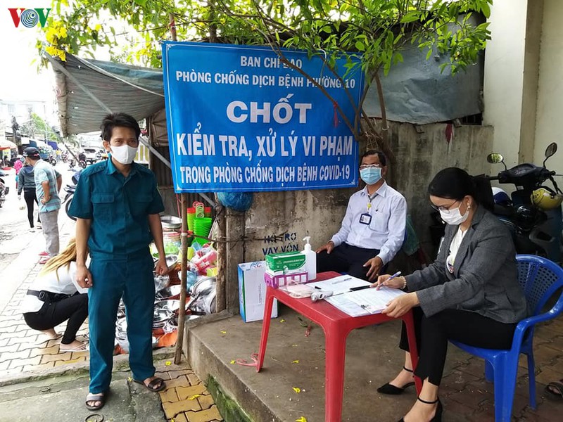 tien giang xu phat 125 truong hop khong deo khau trang noi cong cong hinh 1
