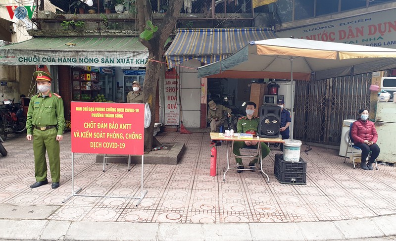 ha noi tiep tuc phun khu khuan, ho tro nguoi dan chong dich covid-19 hinh 10