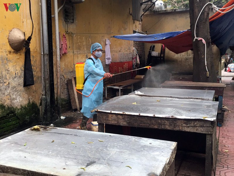 ha noi tiep tuc phun khu khuan, ho tro nguoi dan chong dich covid-19 hinh 12