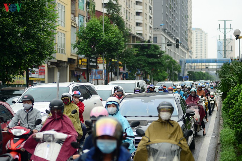 anh: duong pho ha noi dong nghit du thanh pho van o nhom nguy co cao hinh 8
