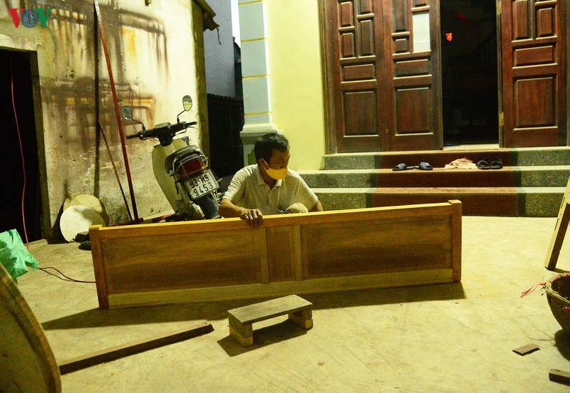 cuoc song nguoi dan dong cuu, ha noi truoc thoi khac do bo cach ly hinh 16