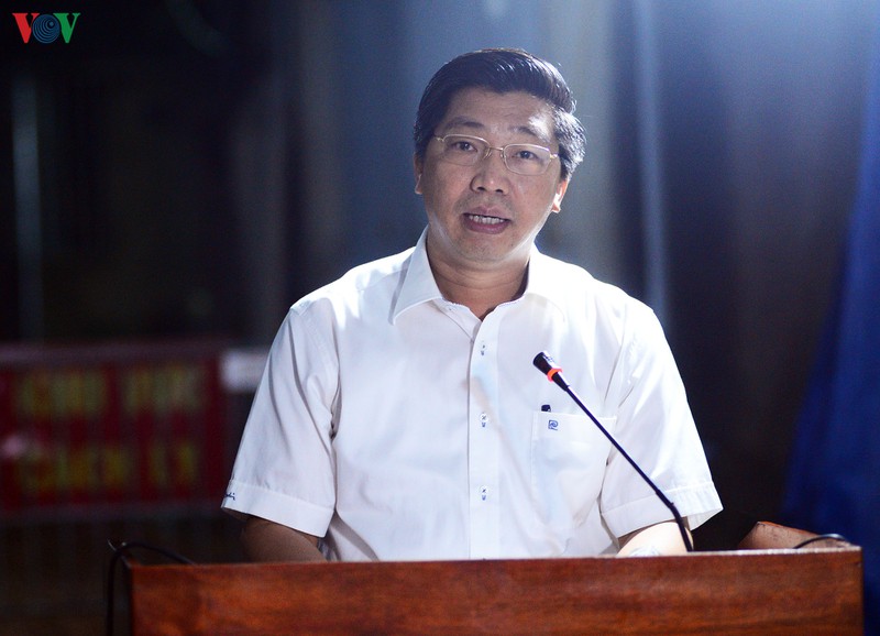 nguoi dan dong cuu vui suong nhu tet nhung van lo bi ky thi hinh 5