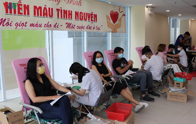 chuong trinh hien mau tinh nguyen, lan toa yeu thuong hinh 8