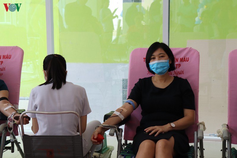 chuong trinh hien mau tinh nguyen, lan toa yeu thuong hinh 14