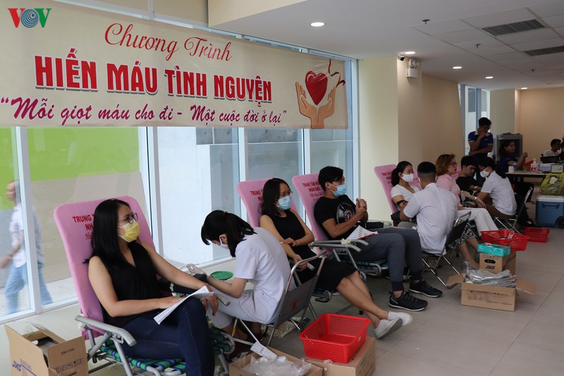 chuong trinh hien mau tinh nguyen, lan toa yeu thuong hinh 1