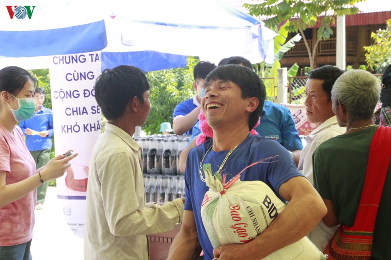 cho nhan dao mang niem vui den xa bien gioi sop cop - son la hinh 6