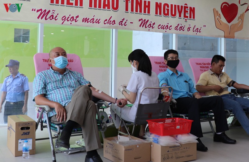 chuong trinh hien mau tinh nguyen, lan toa yeu thuong hinh 7