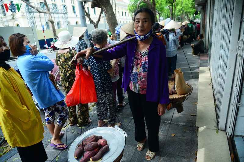 vov phoi hop voi cengroup mo cay "atm gao yeu thuong" hinh 9