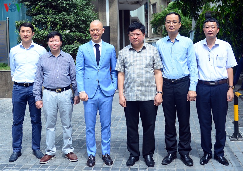vov phoi hop voi cengroup mo cay "atm gao yeu thuong" hinh 1