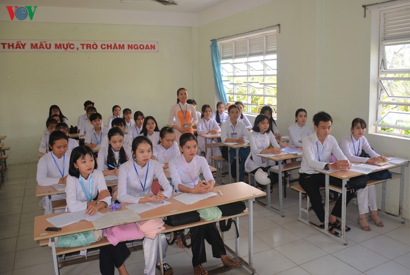 hoc sinh de tiep thu kien thuc khi co giao dung cai luong day truyen kieu hinh 2