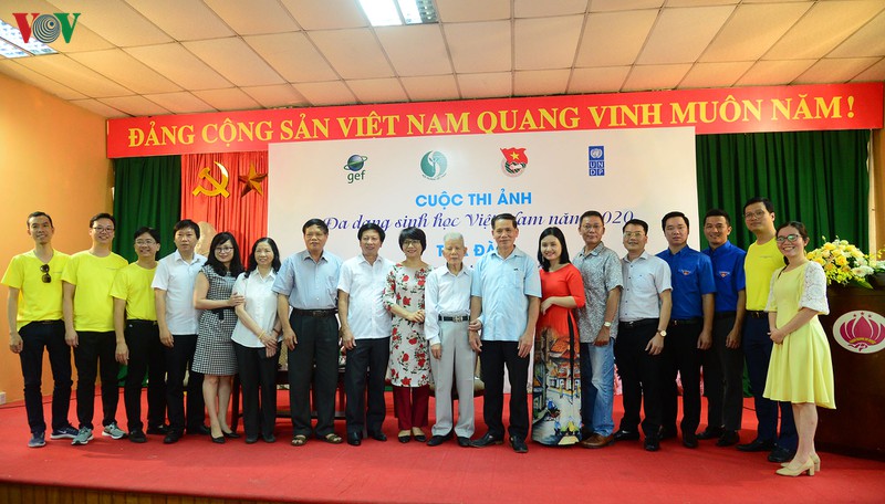 thanh nien dong vai tro quan trong trong bao ton da dang sinh hoc hinh 4