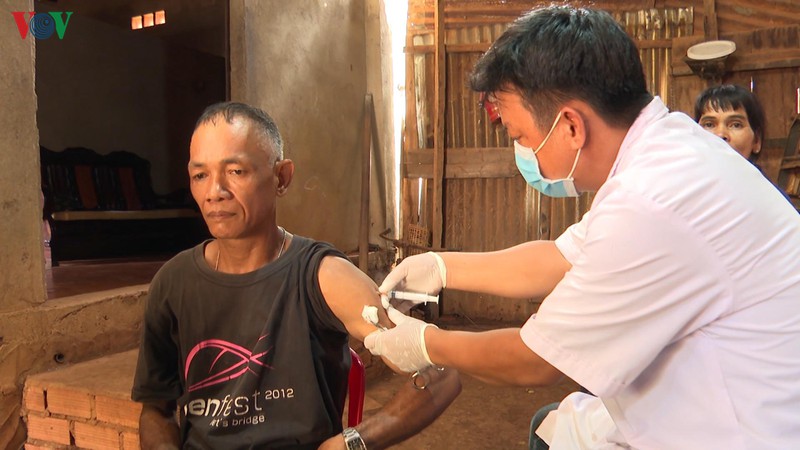 binh phuoc khan truong khoanh vung, dap dich bach hau hinh 1
