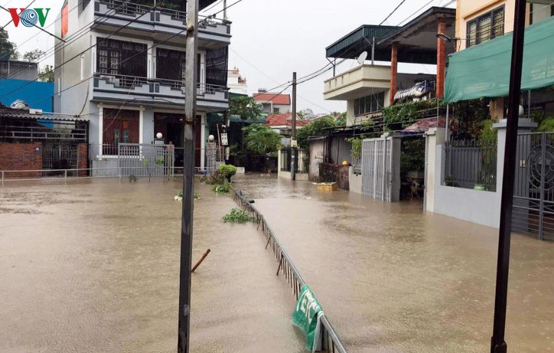 mua lon gay ngap lut cuc bo o quang ninh hinh 4