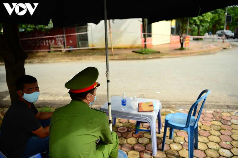 ha noi phong toa quan bia loc vung, tim nguoi lien quan ca nghi mac covid-19  hinh 7