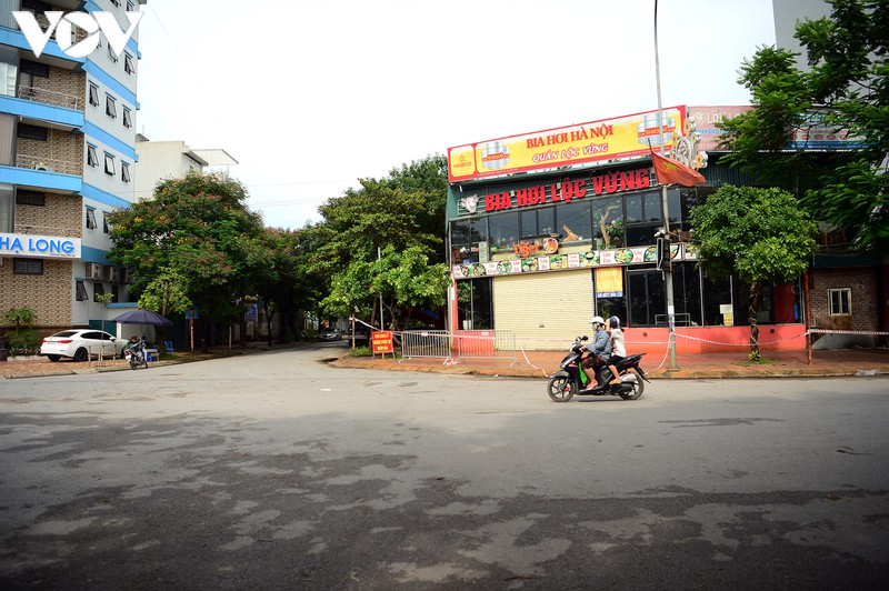 ha noi phong toa quan bia loc vung, tim nguoi lien quan ca nghi mac covid-19  hinh 3