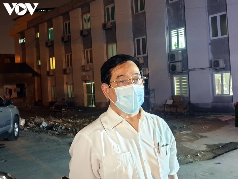 phong toa toan bo benh vien e do lien quan den benh nhan mac covid-19 hinh 4