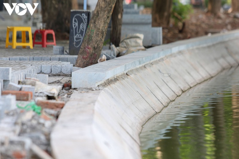 sau khi hop long bo ke, ha noi gap rut hoan thien via he xung quanh ho guom hinh 2