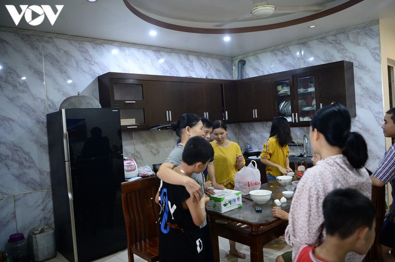 vuot hang chuc km den chia vui voi gia dinh be trai bi bat coc o bac ninh  hinh 2