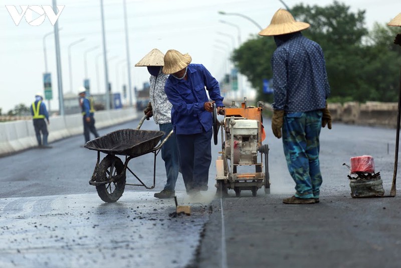 toan canh dai cong truong sua chua cau thang long, ha noi hinh 14