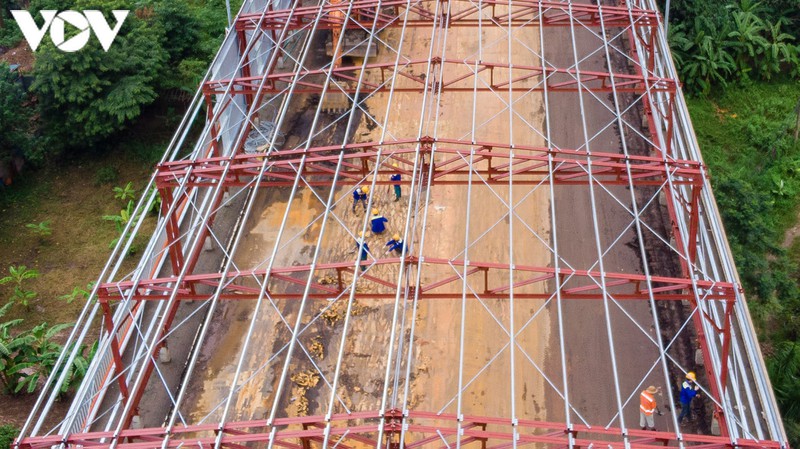 toan canh dai cong truong sua chua cau thang long, ha noi hinh 4