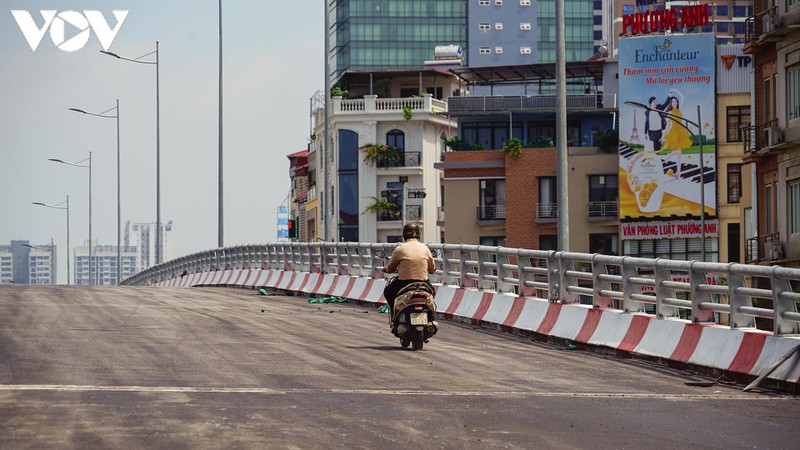 cau vuot nguyen van huyen, ha noi chuan bi "can dich" hinh 15