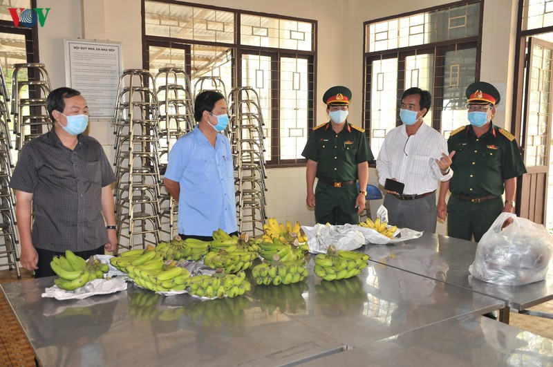 dong thap phuc vu them mon an dinh duong cho nguoi dang cach ly hinh 2