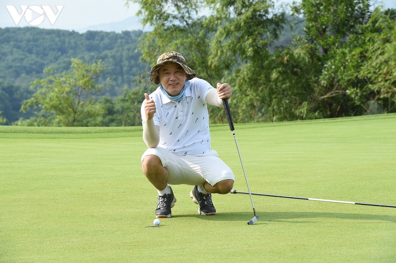 golfer lee sang ho vo dich giai bamboo airways golf tournament 2018 hinh 6
