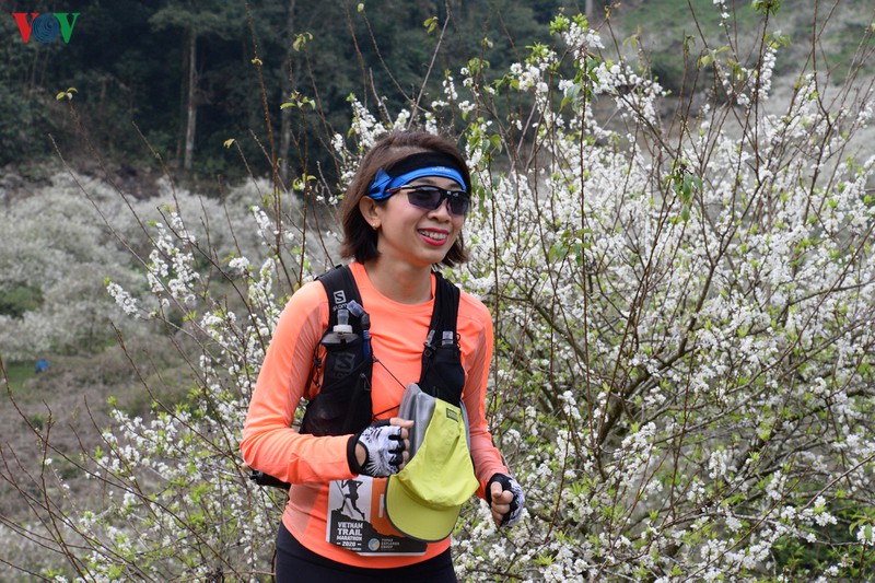 gan 3.100 van dong vien tranh tai o giai chay vtm - moc chau hinh 12