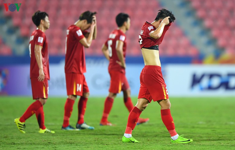 u23 viet nam chia tay u23 chau a 2020: phia truoc la bau troi hinh 1