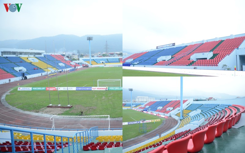 dich covid-19 tan pha v-league 2020: gia tri tu nhung khan dai trong hinh 3