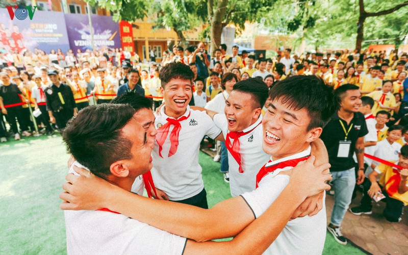 quang hai va strong vietnam tro lai voi phien ban …dac biet thoi covid-19 hinh 1