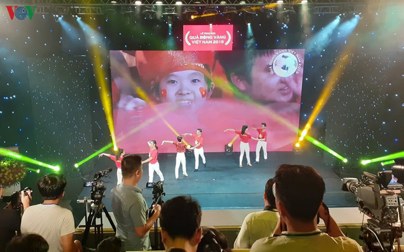 truc tiep le trao giai qua bong vang viet nam 2019: ai duoc vinh danh? hinh 6